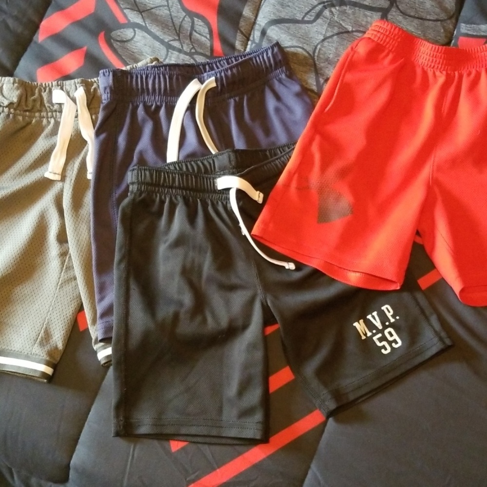 4 pairs of boys athletic shorts